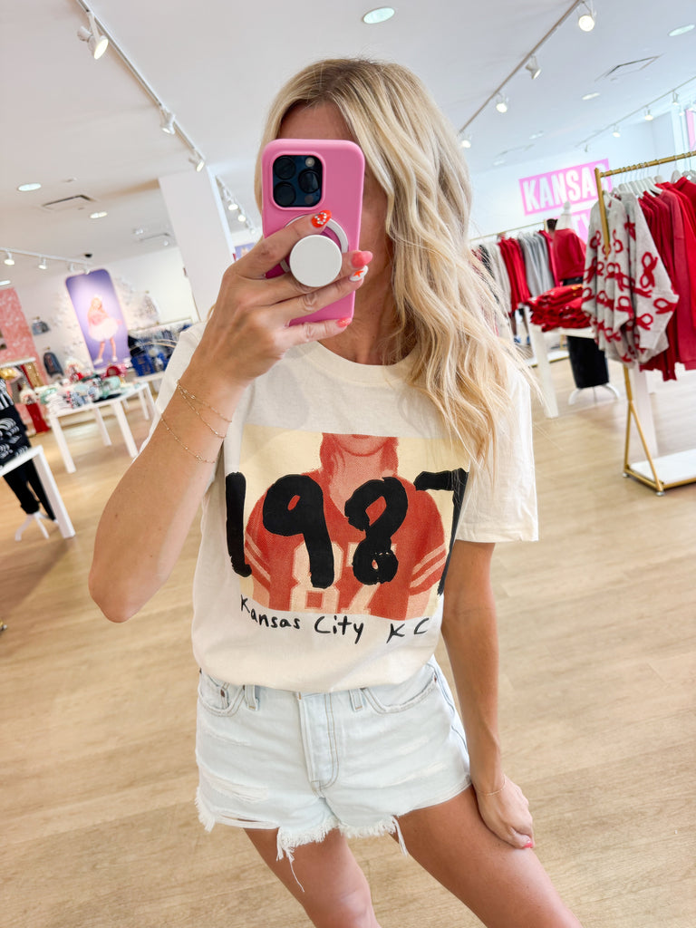 TAYLOR TEES